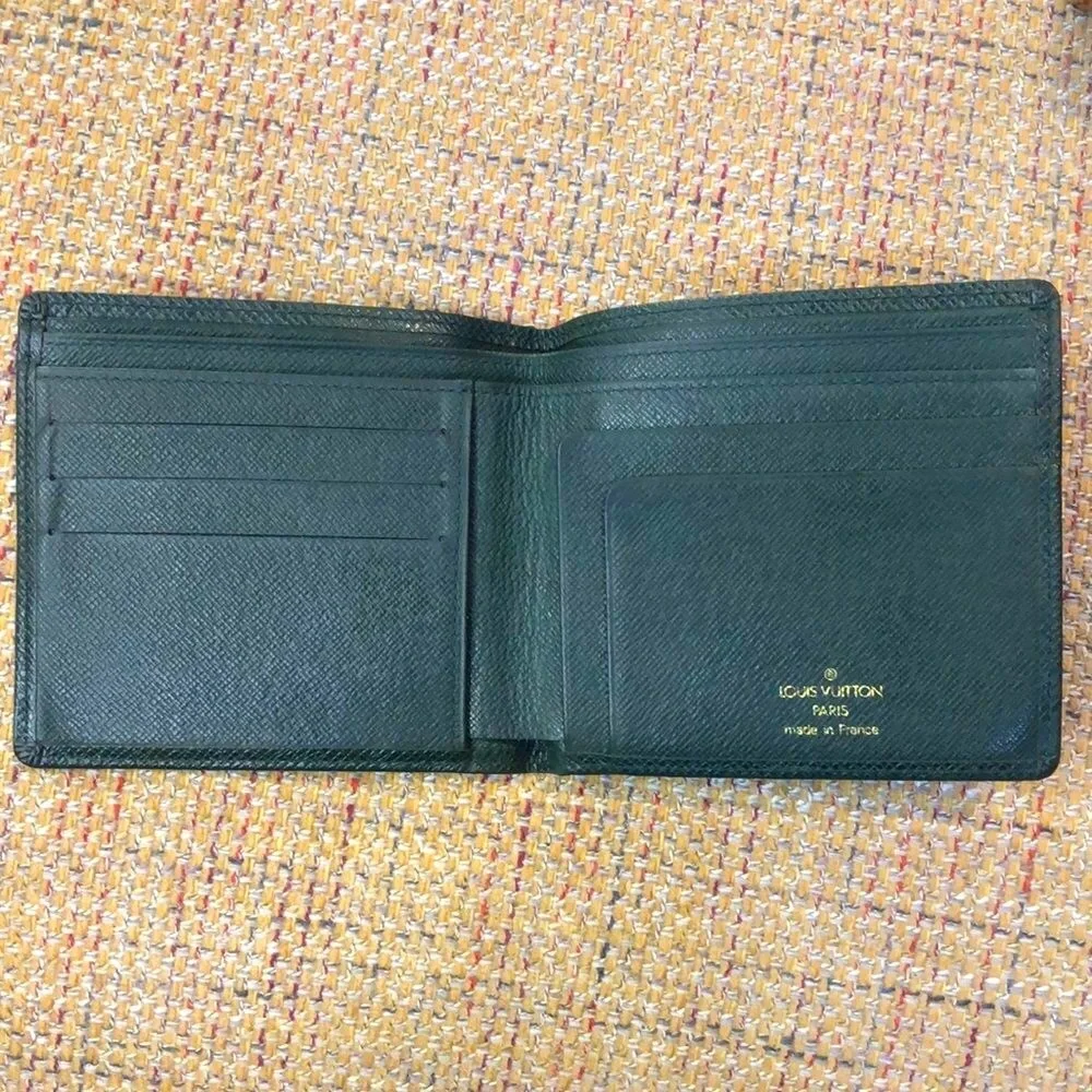 LOUIS VUITTON Green Taiga Leather Bifold Wallet Vintage